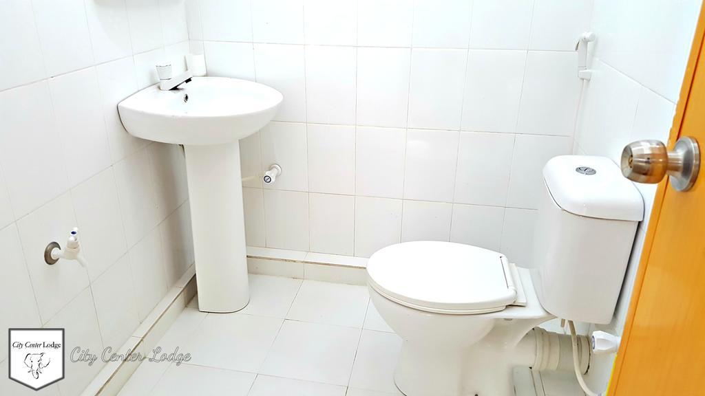 City Centre Lodge Ponnarankulama Luaran gambar